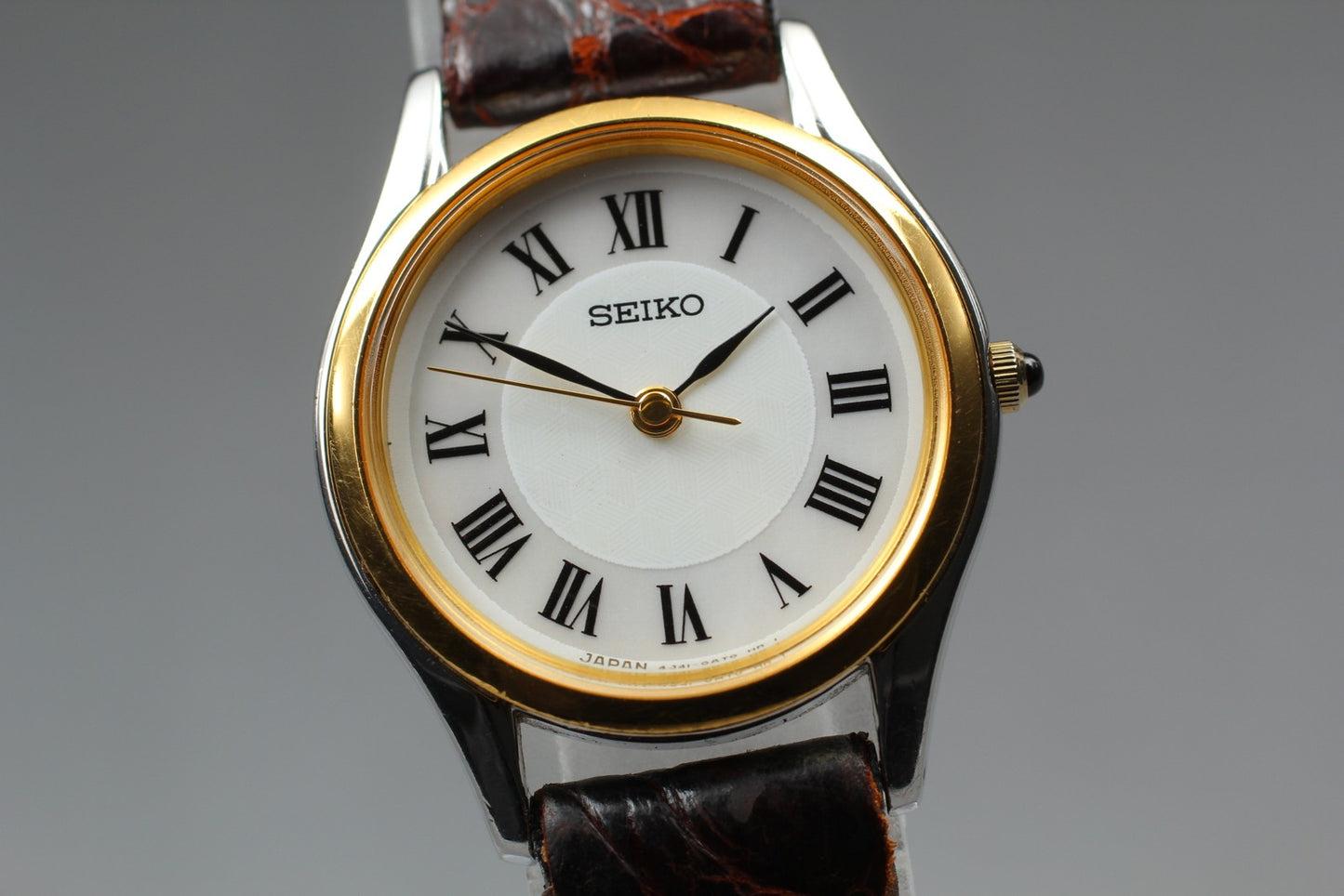 Vtg.1996 [N MINT] SEIKO 4J41-0AM0 24mm Roman Shell Quartz Ladies Watch JAPAN