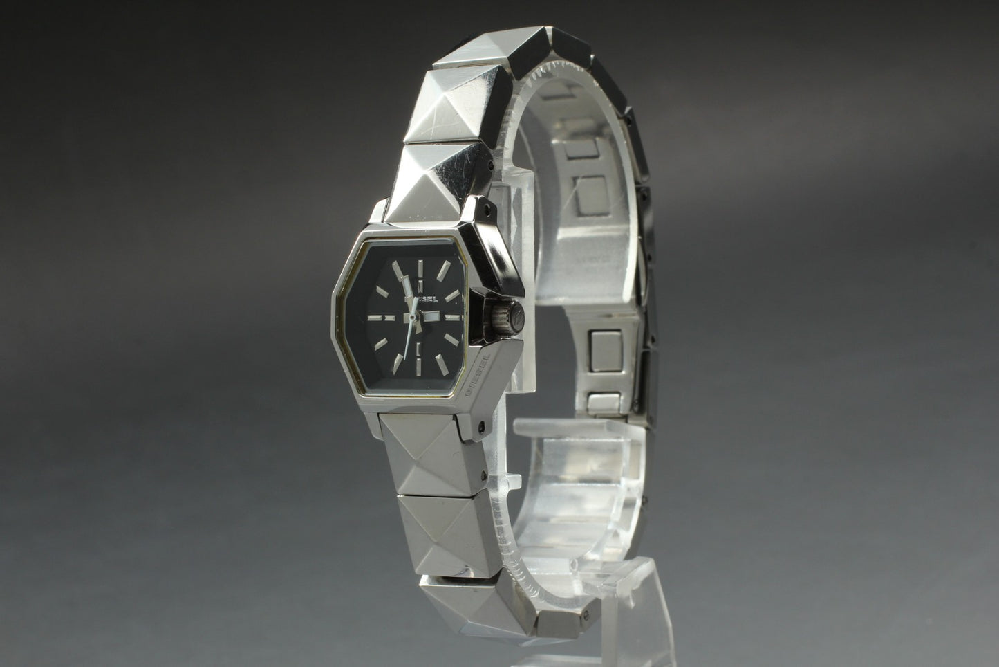 Vintage.[N MINT] DIESEL DZ-5228 Stud Embellished Watch Quartz Ladies From JAPAN