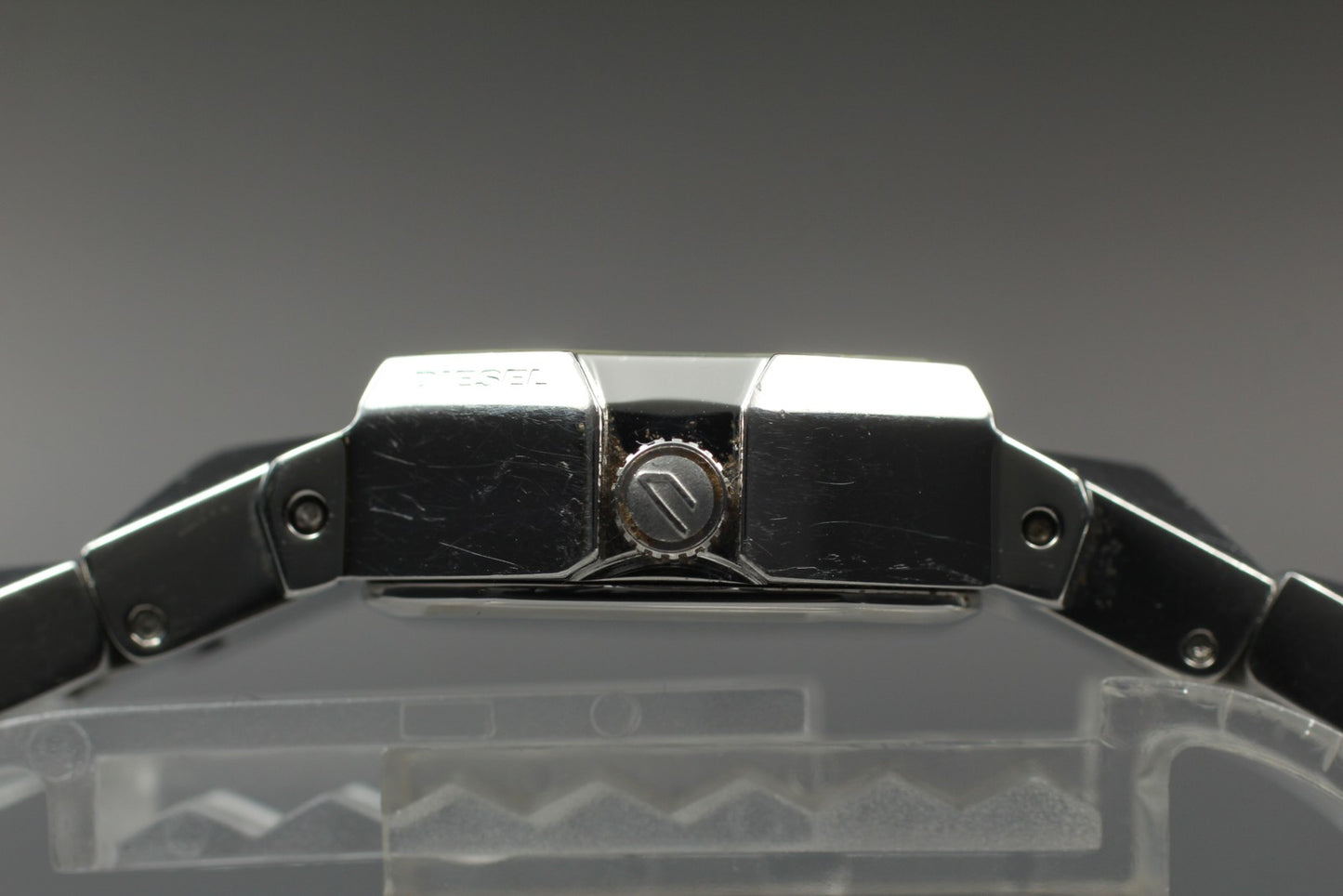 Vintage.[N MINT] DIESEL DZ-5228 Stud Embellished Watch Quartz Ladies From JAPAN
