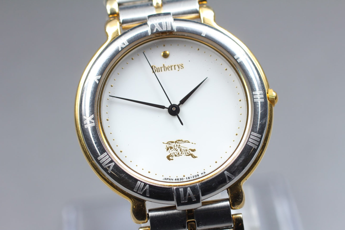 Vtg.1988[N MINT / New Batt] Burberrys 4630-E60795 Roman Quartz Men's Watch JAPAN