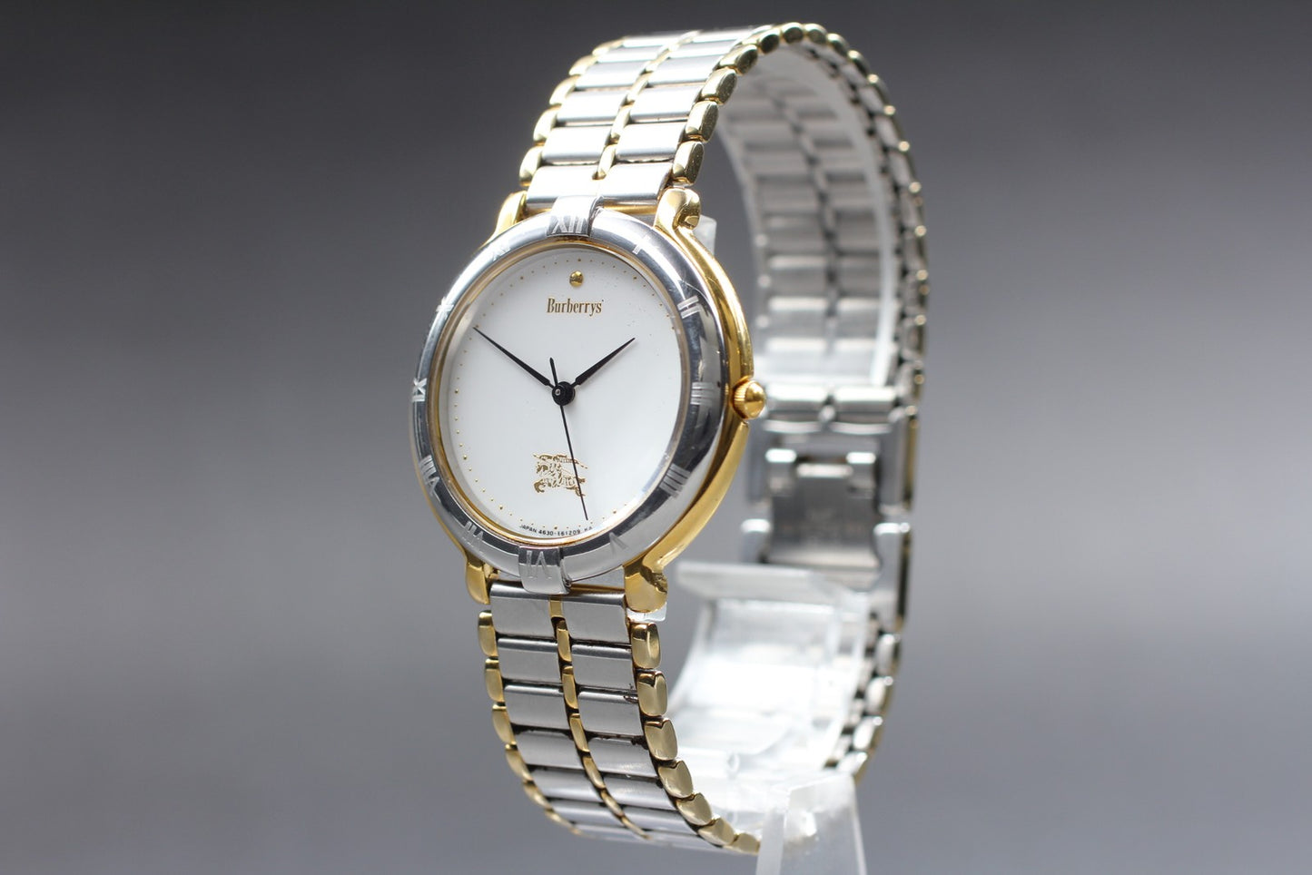 Vtg.1988[N MINT / New Batt] Burberrys 4630-E60795 Roman Quartz Men's Watch JAPAN