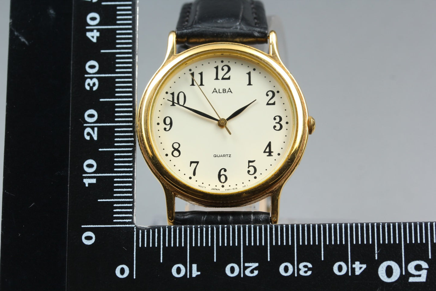 Vtg.1996 [ N MINT ] SEIKO ALBA V501-6K80 33mm Gold Quartz Men's Watch JAPAN