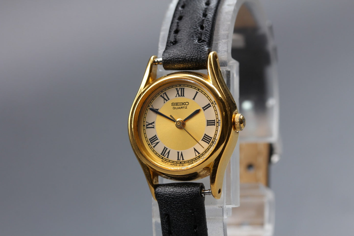 Vtg. 1990 [N MINT] SEIKO 2Y01-0A10 20.5mm Roman Gold Quartz Ladies Watch JAPAN