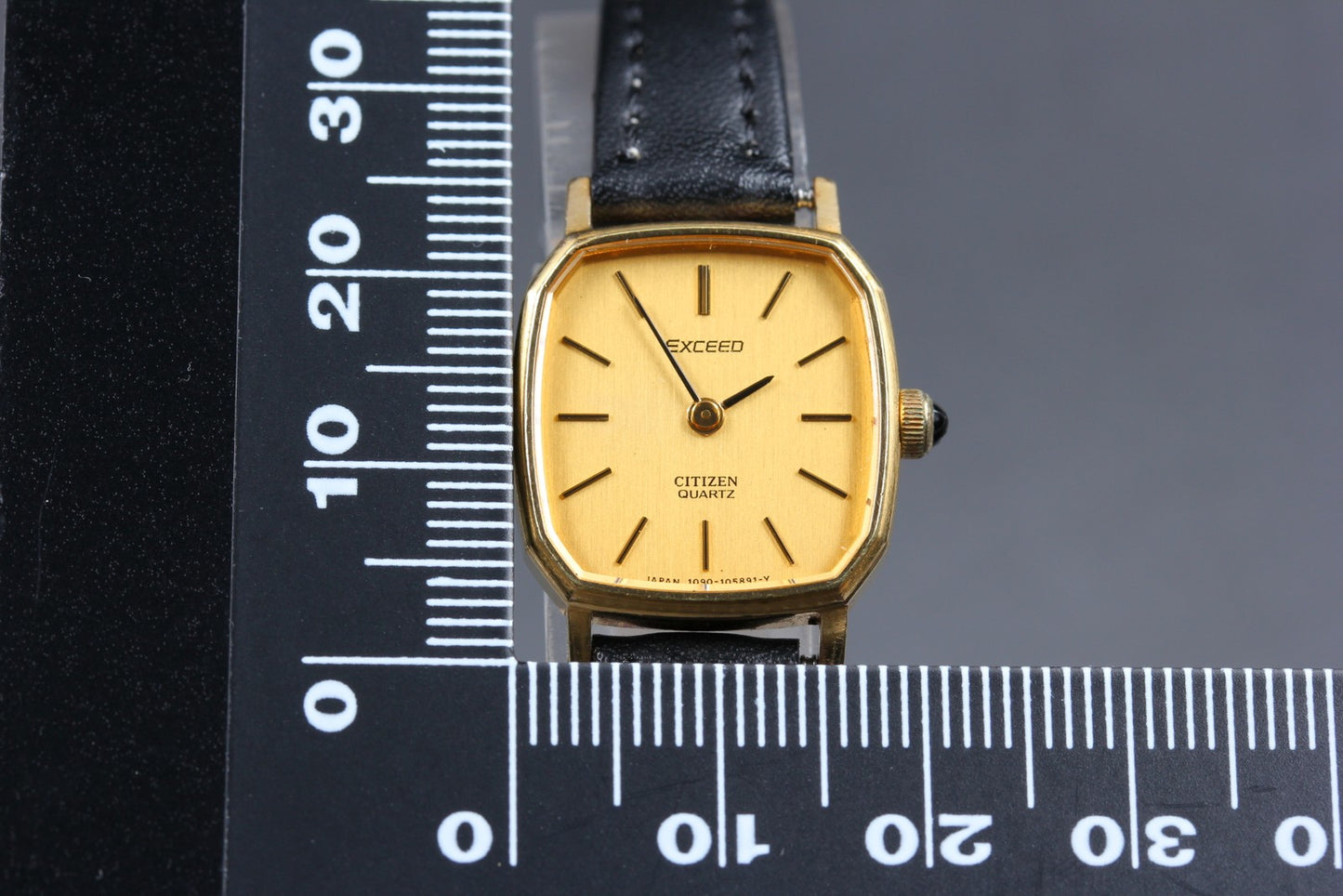 Vtg. [N MINT] CITIZEN EXCEED 4-102886 Y 19.5mm Gold Quartz Ladies Watch JAPAN