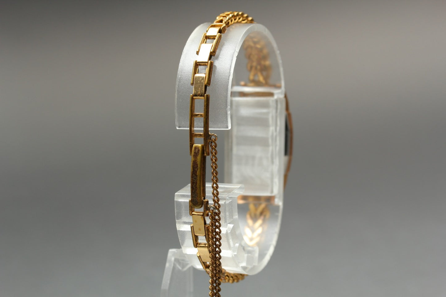 Vtg. [N MINT] SEIKO SOLAR 580 Tank  Bracelet Gold Manual Ladies Watch From JAPAN