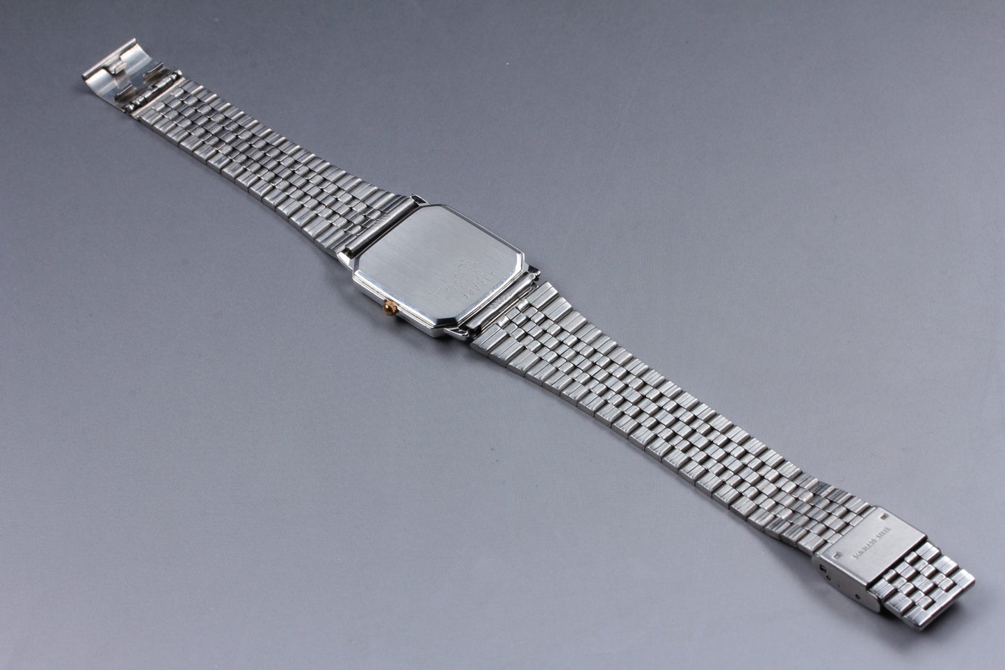 Vtg.1983 [N MINT] SEIKO 9020-5250 Bracelet Tank 26.5mm Quartz Men's Watch JAPAN