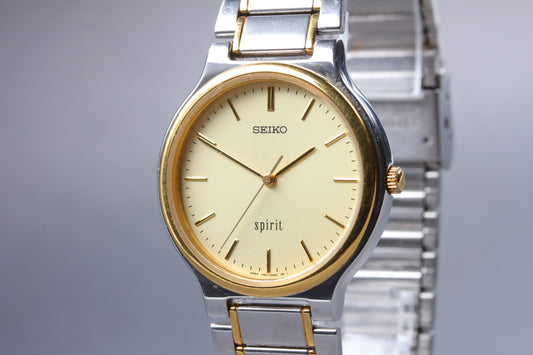 Vtg.1996 [Near MINT] SEIKO Spirit 7N01-6A70 33mm Silver Quartz Men's Watch JAPAN