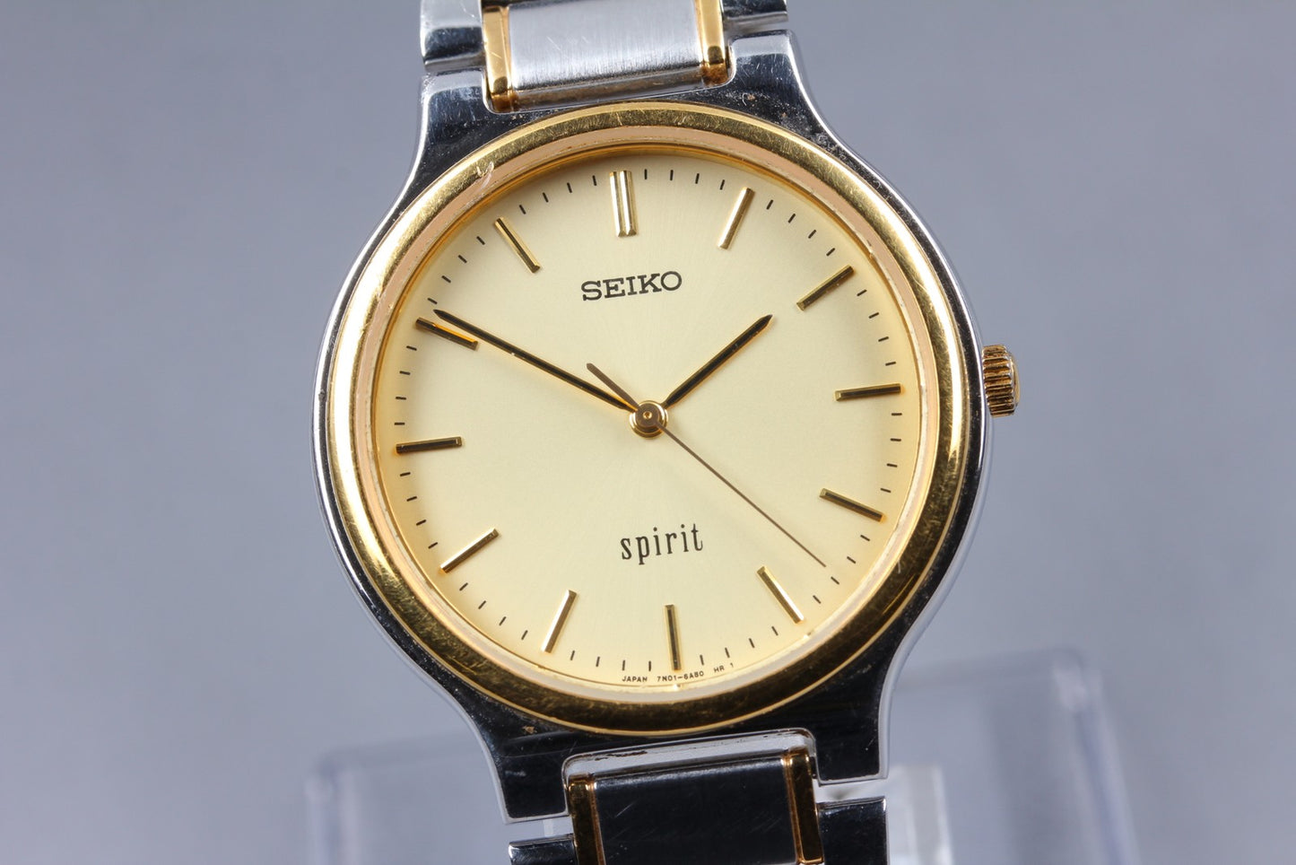 Vtg.1996 [Near MINT] SEIKO Spirit 7N01-6A70 33mm Silver Quartz Men's Watch JAPAN
