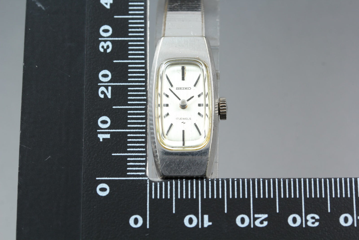 Vtg. [N MINT] SEIKO 1520-3400 Bracelet Silver Quartz Ladies Watch From JAPAN