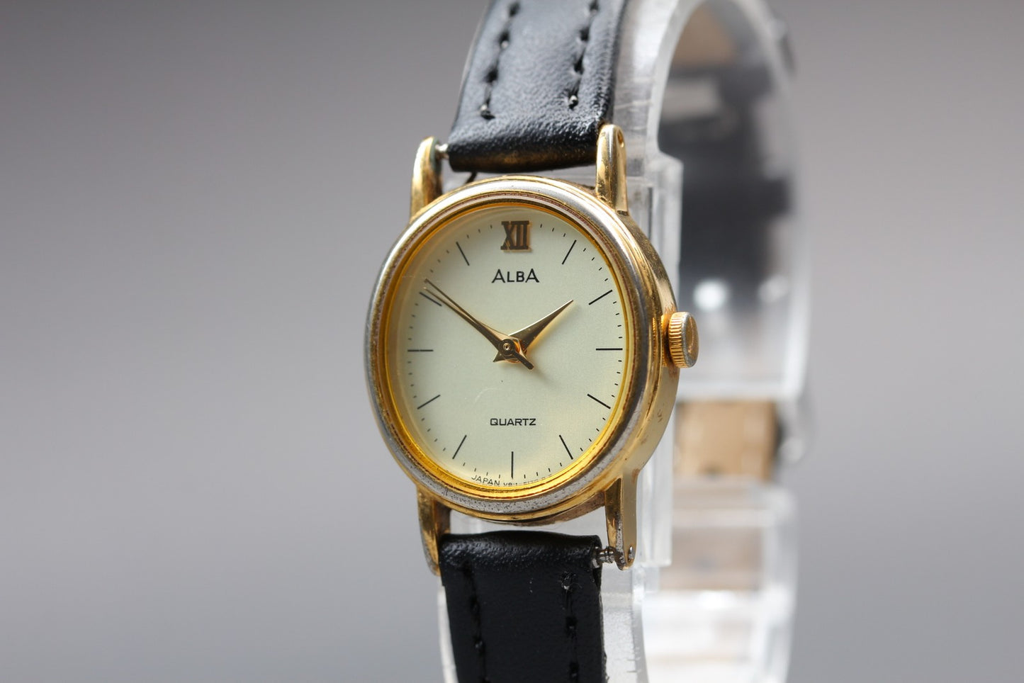 Vtg. 1994 [N MINT] SEIKO ALBA V811-5350 20mm Gold Quartz Ladies Watch From JAPAN