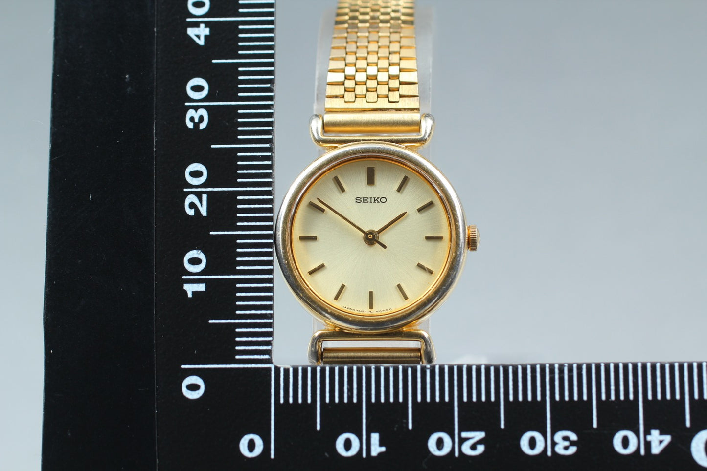 Vtg.2000 [N MINT] SEIKO 4N21-0052 22mm Bracelet Gold Quartz Ladies Watch JAPAN