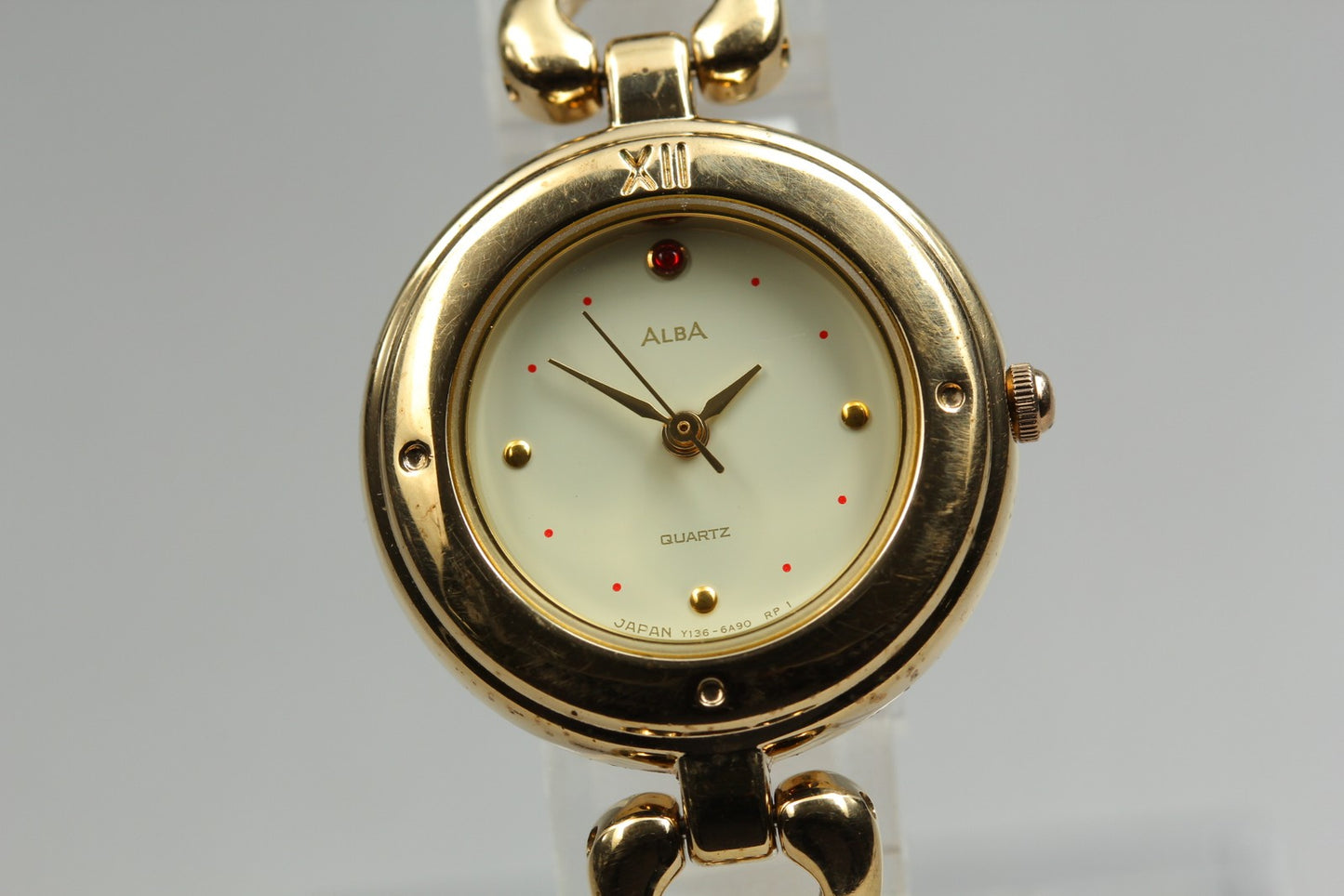1992 [N MINT] SEIKO ALBA Y136-6A50 Bracelet Heart Gold Quartz Ladies Watch JAPAN