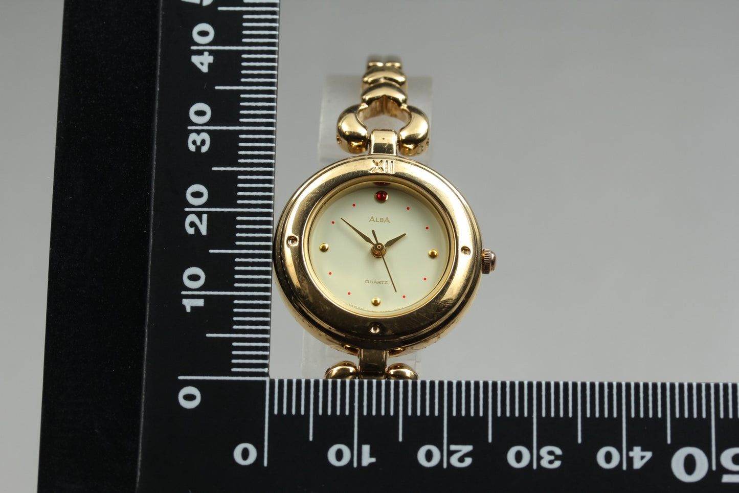 1992 [N MINT] SEIKO ALBA Y136-6A50 Bracelet Heart Gold Quartz Ladies Watch JAPAN
