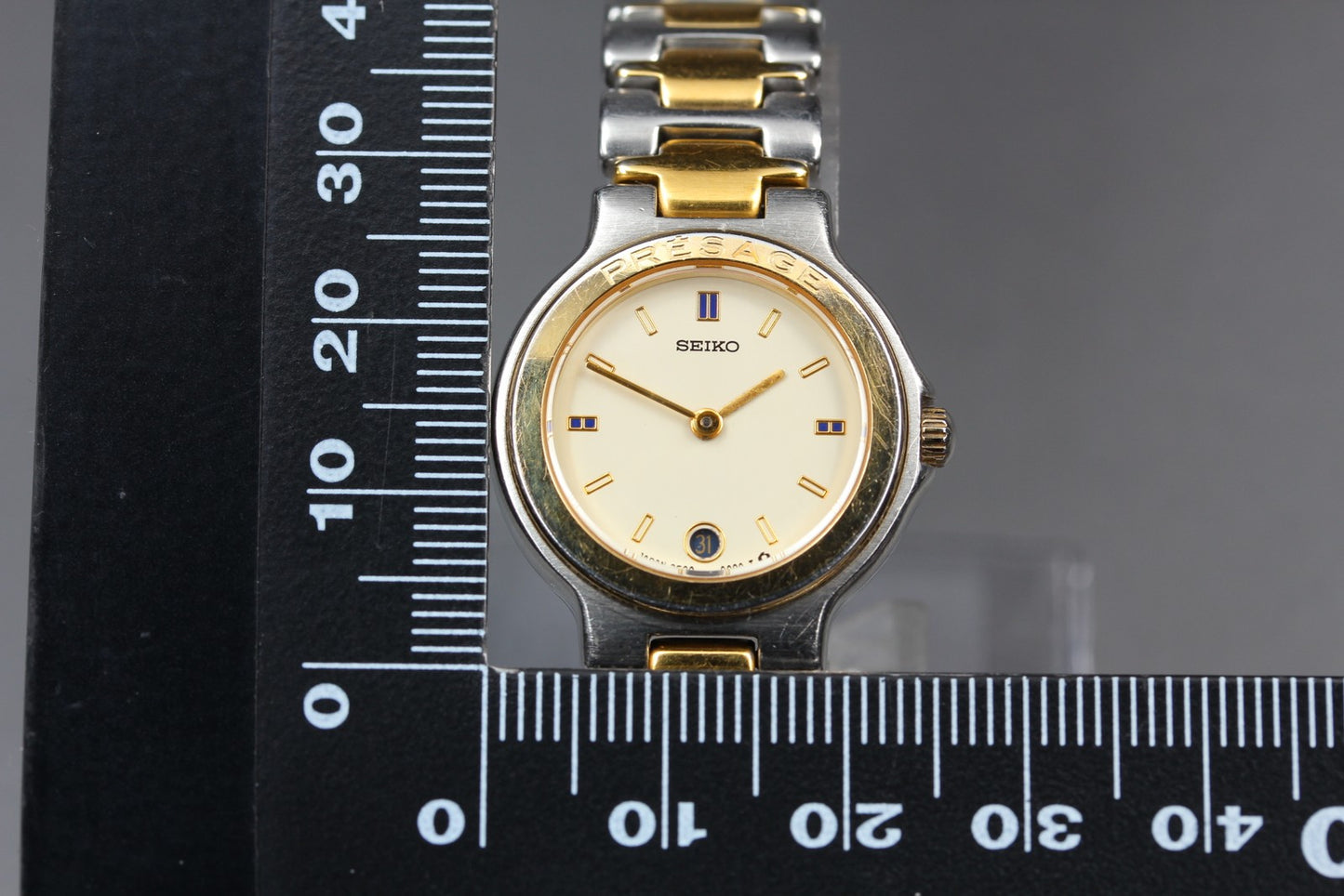 Vtg. 1987 [N MINT] SEIKO Presage 3E29-0050 Bracelet Quartz Ladies Watch JAPAN