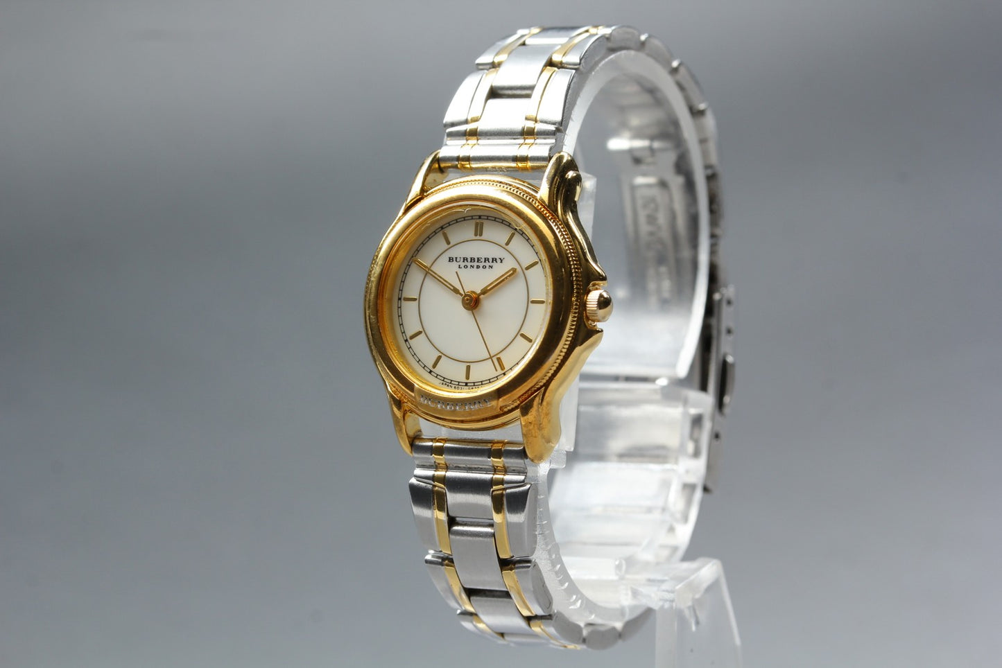 Vtg. [N MINT] BURBERRY 6031-G13419 Bracelet 24mm Gold Quartz Ladies Watch JAPAN