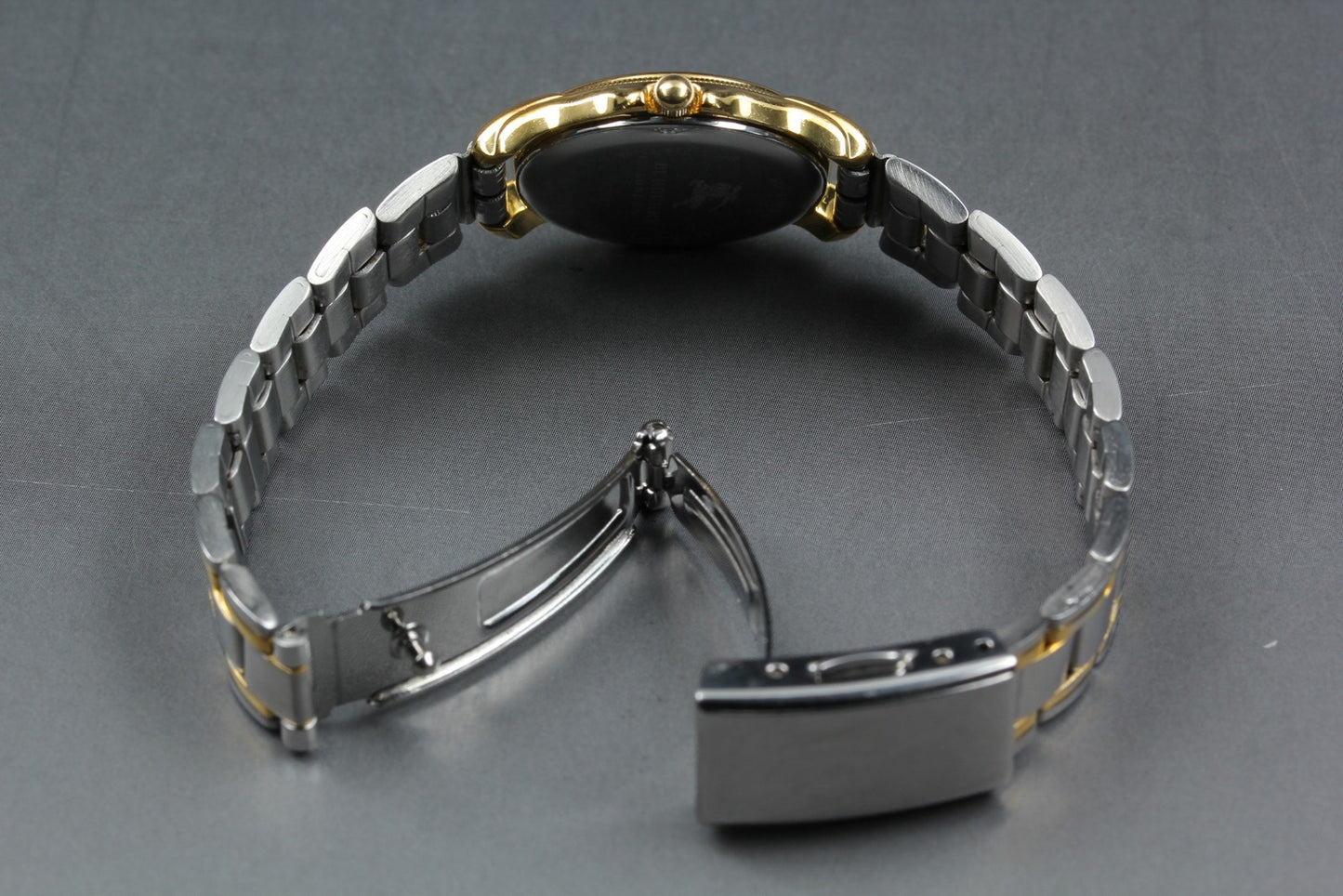 Vtg. [N MINT] BURBERRY 6031-G13419 Bracelet 24mm Gold Quartz Ladies Watch JAPAN