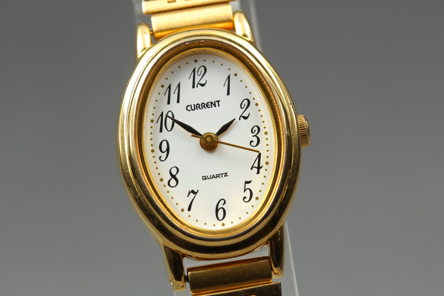 Vtg. [N MINT] CITIZEN CURRENT Y121-AM80 Bracelet Gold Quartz Ladies Watch JAPAN