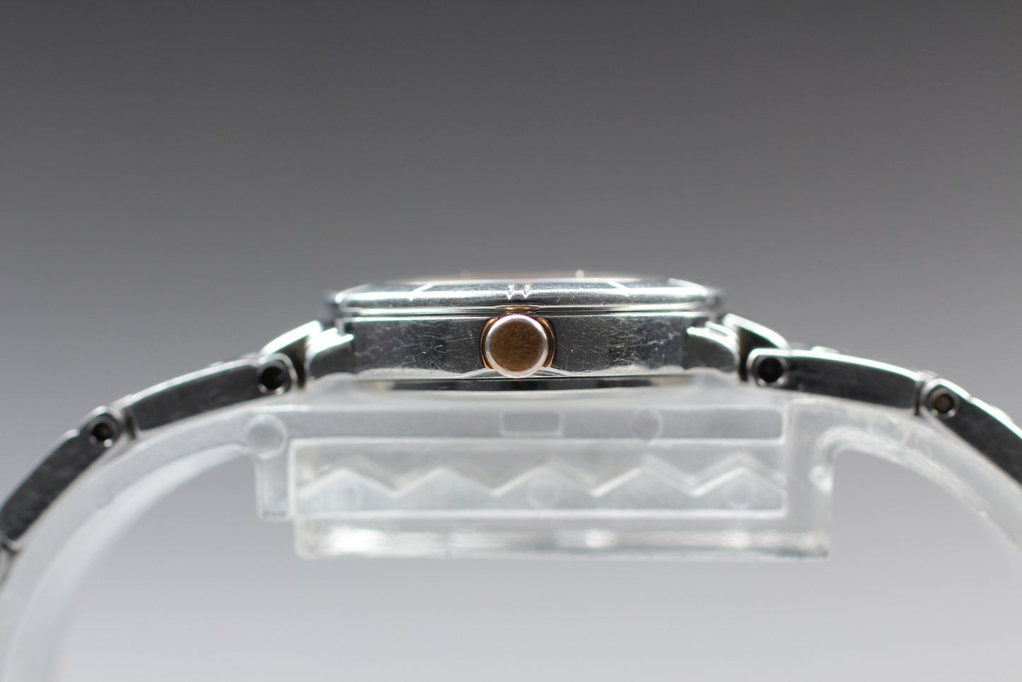 Vtg.1995 [N MINT] SEIKO 1N01-0FW0 20mm Shell Pink Quartz Ladies Watch From JAPAN