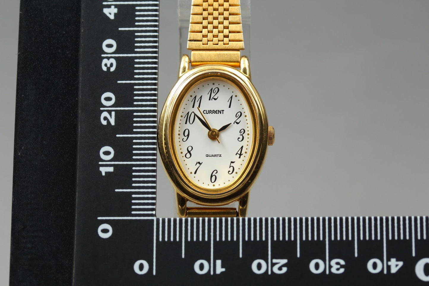 Vtg. [N MINT] CITIZEN CURRENT Y121-AM80 Bracelet Gold Quartz Ladies Watch JAPAN