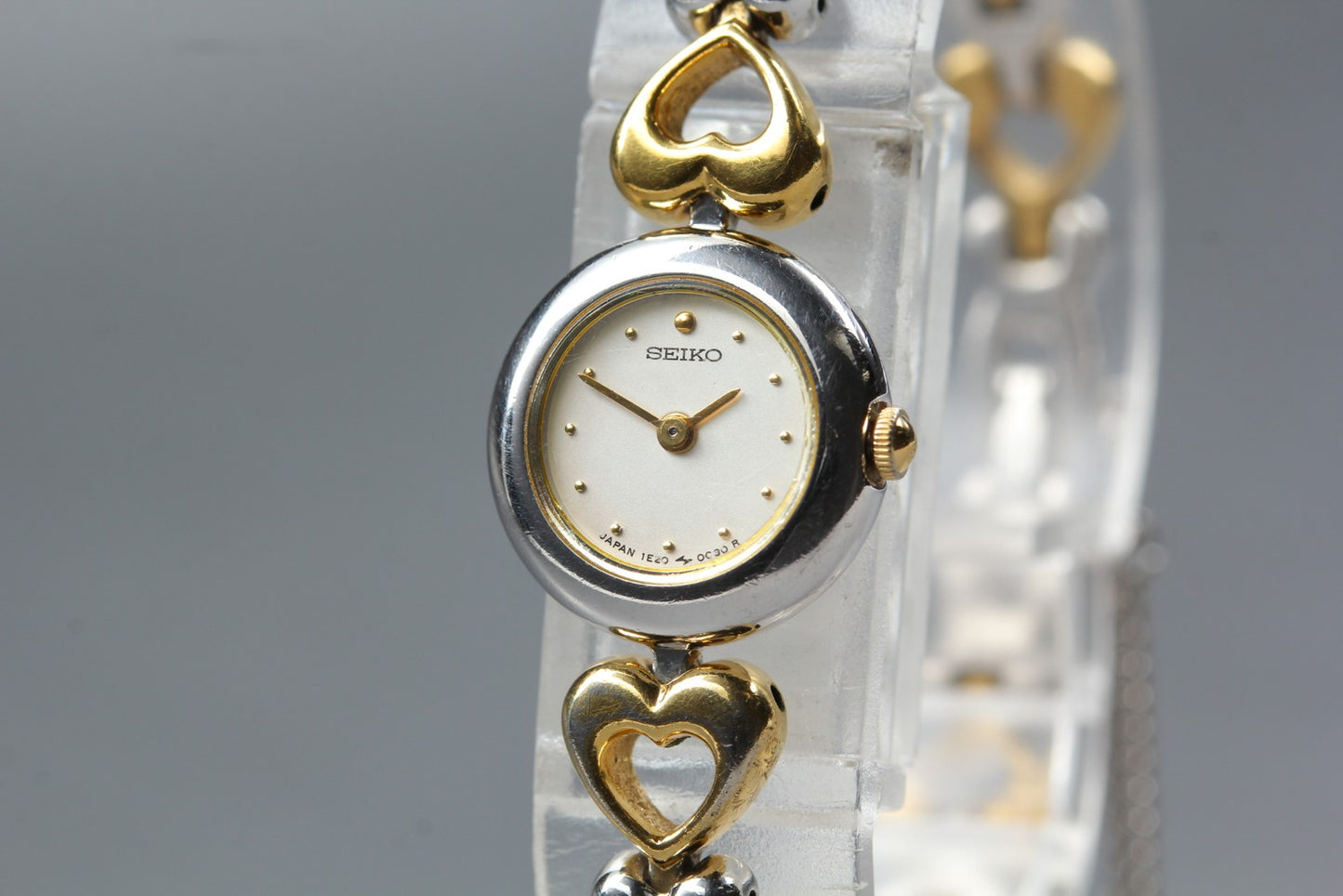 Vtg. [N MINT] SEIKO 1E20-0030 Bracelet Heart Silver Quartz Ladies Watch JAPAN