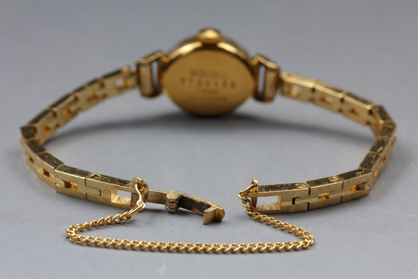 Vtg. 1977 [N MINT] SEIKO 10-0470 Bracelet 16mm Gold Manual Ladies Watch JAPAN