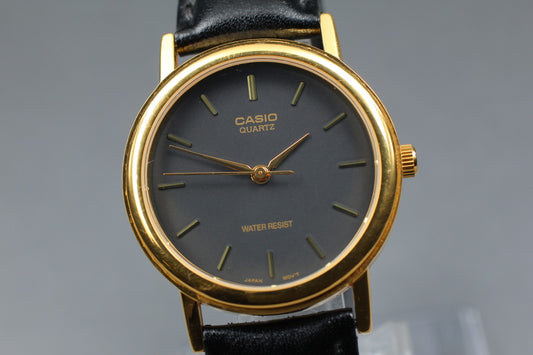 Vintage [N MINT] CASIO MTP-1095 Round 33mm Black Gold Quartz Men's Watch JAPAN