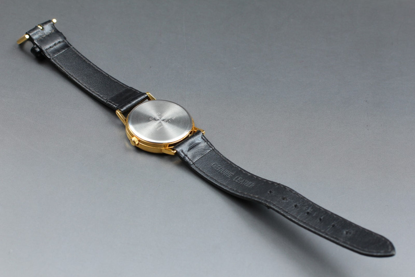Vintage [N MINT] CASIO MTP-1095 Round 33mm Black Gold Quartz Men's Watch JAPAN