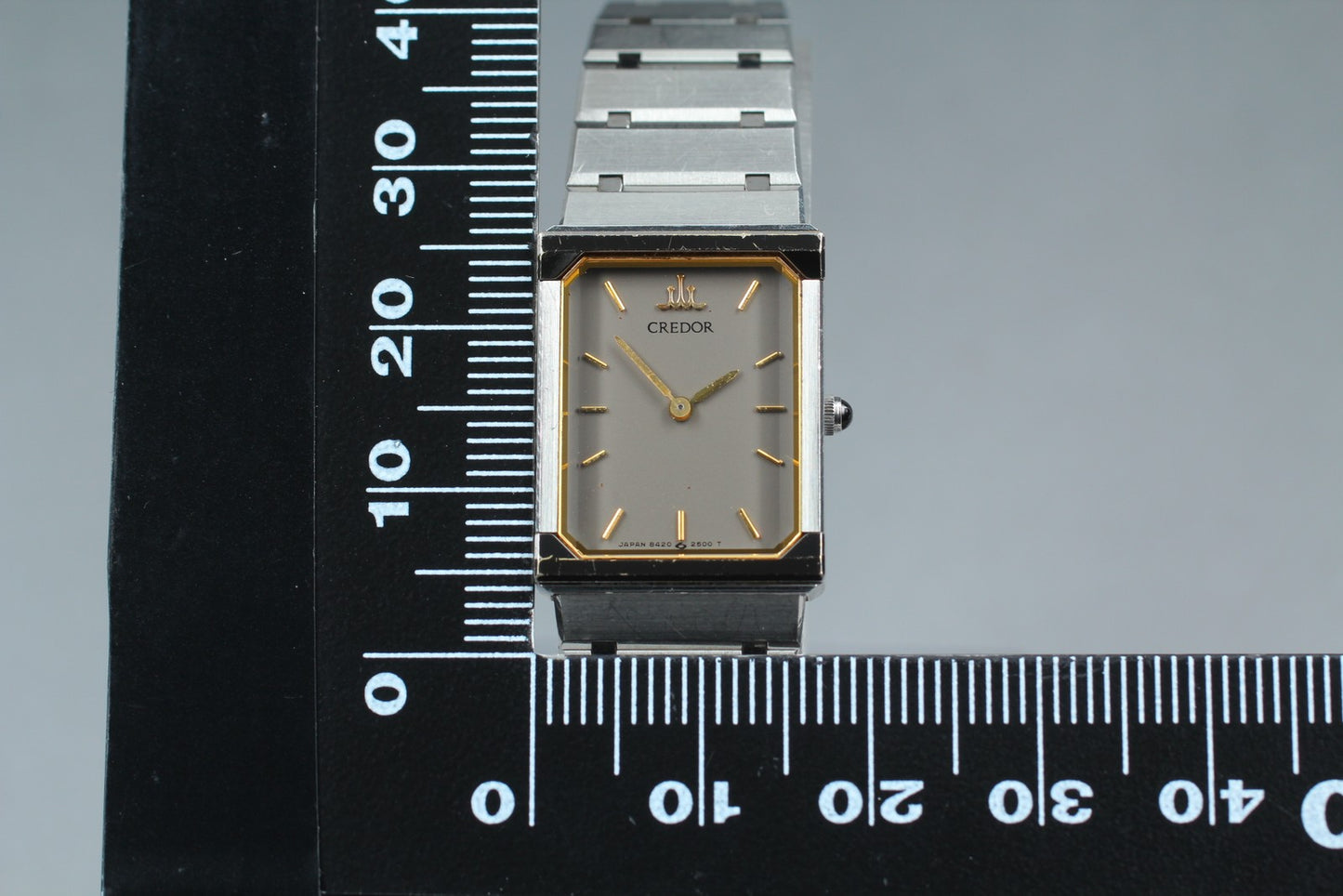 Vtg.1995 [N MINT] SEIKO CREDOR 8420-7660 Tank 17mm Quartz Ladies Watch JAPAN