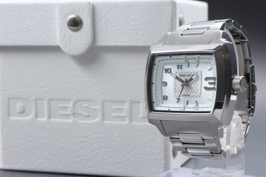 [Near MINT Fullset] DIESEL DZ-1366 Square 44mm Silver Quartz Men's Watch JAPAN