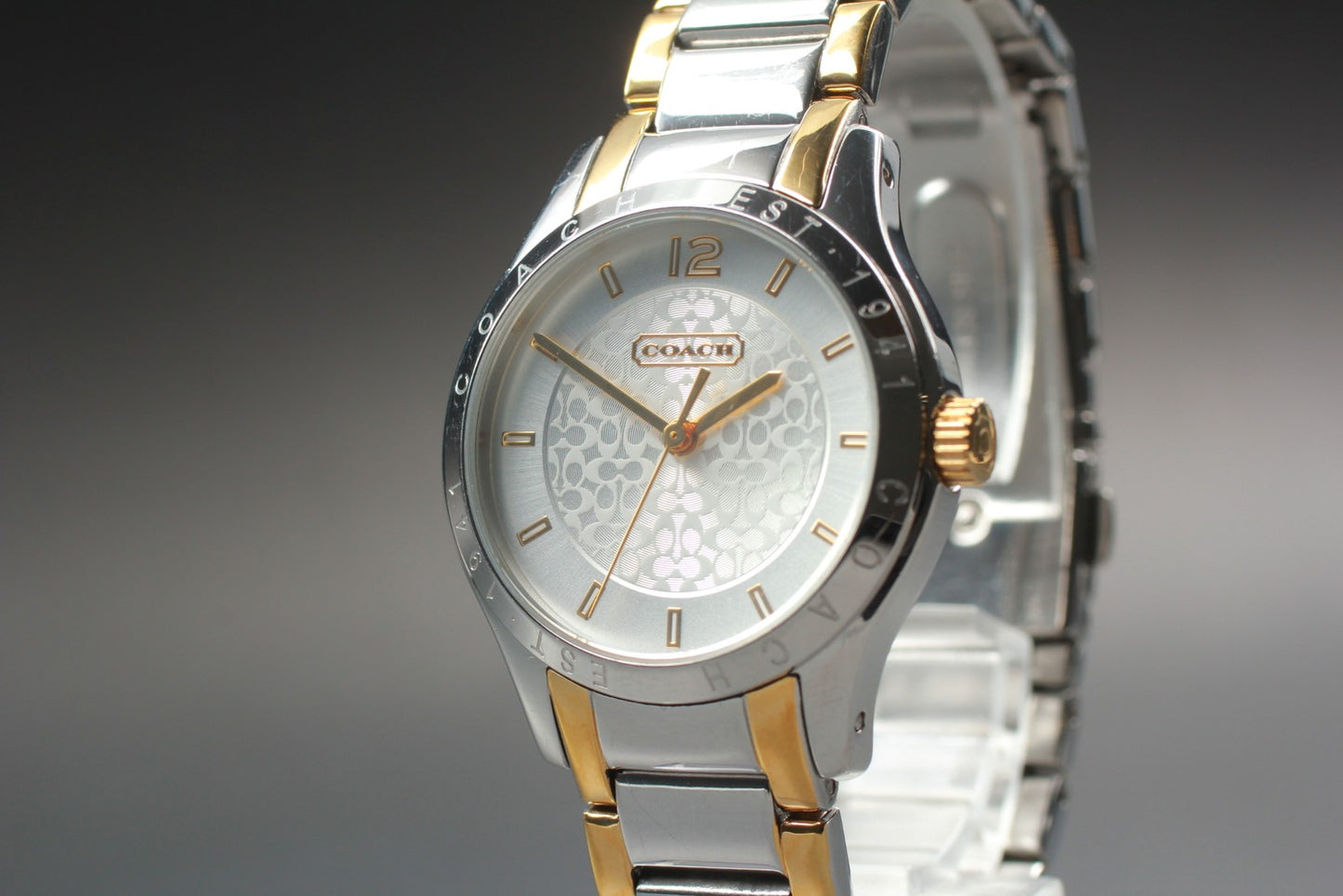 Vintage [N MINT]COACH CA.79.7.14.0839 Quartz	Ladies Watch From JAPAN