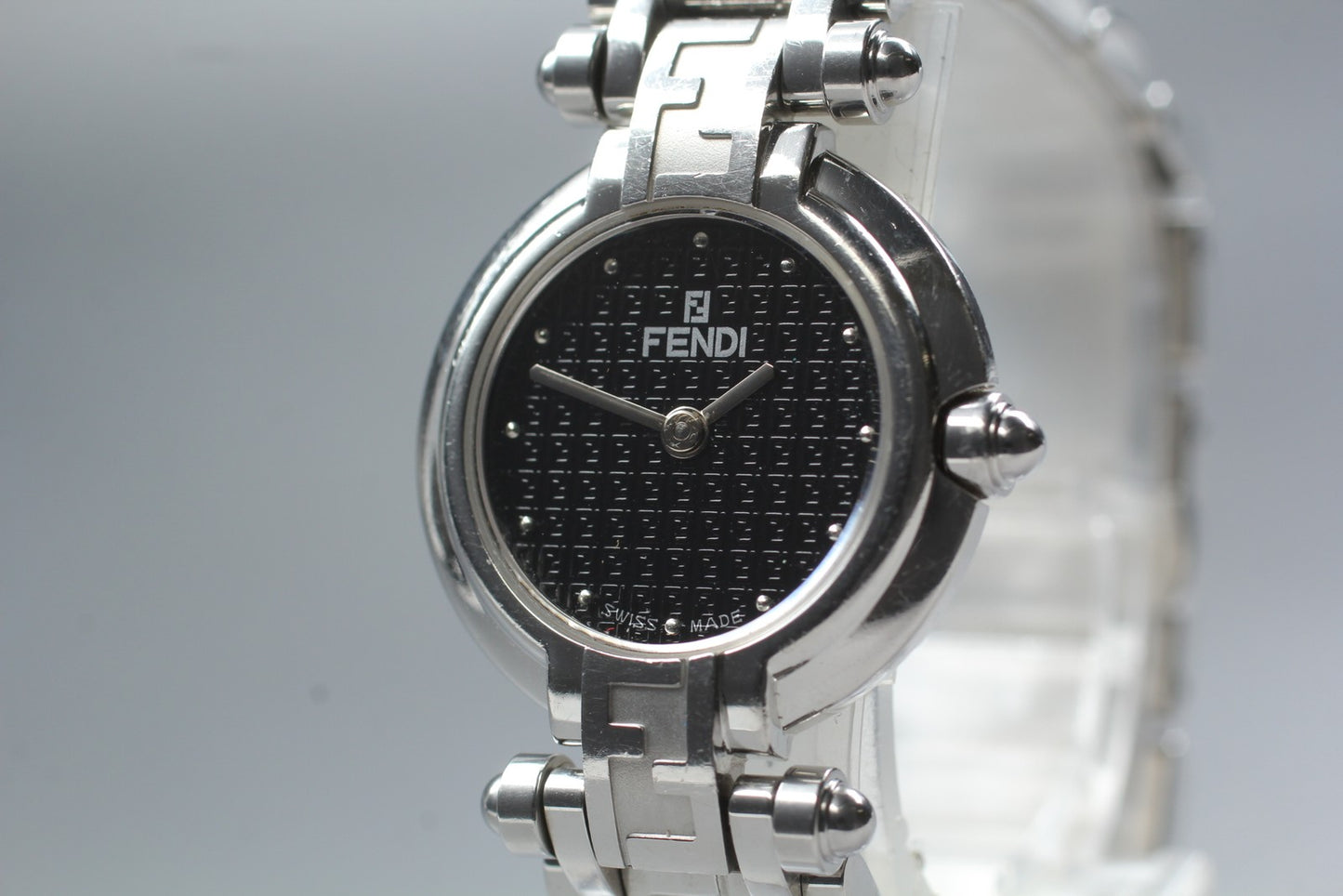 Vintage [N MINT] FENDI 750L Bracelet Black Silver Quartz Ladies Watch From JAPAN