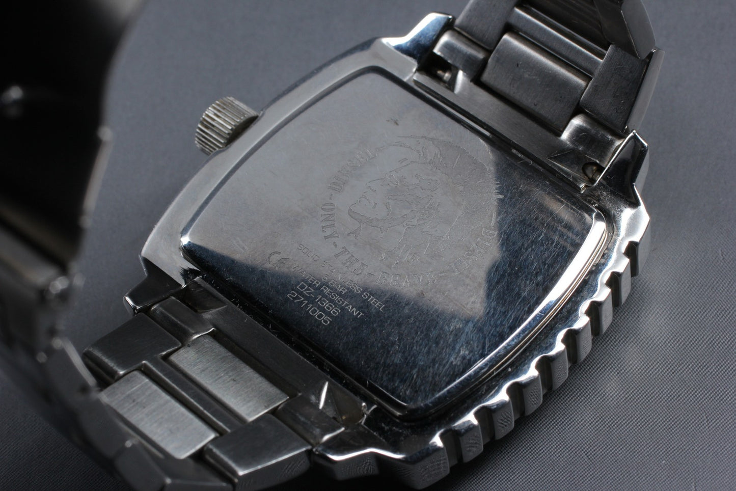 [Near MINT Fullset] DIESEL DZ-1366 Square 44mm Silver Quartz Men's Watch JAPAN