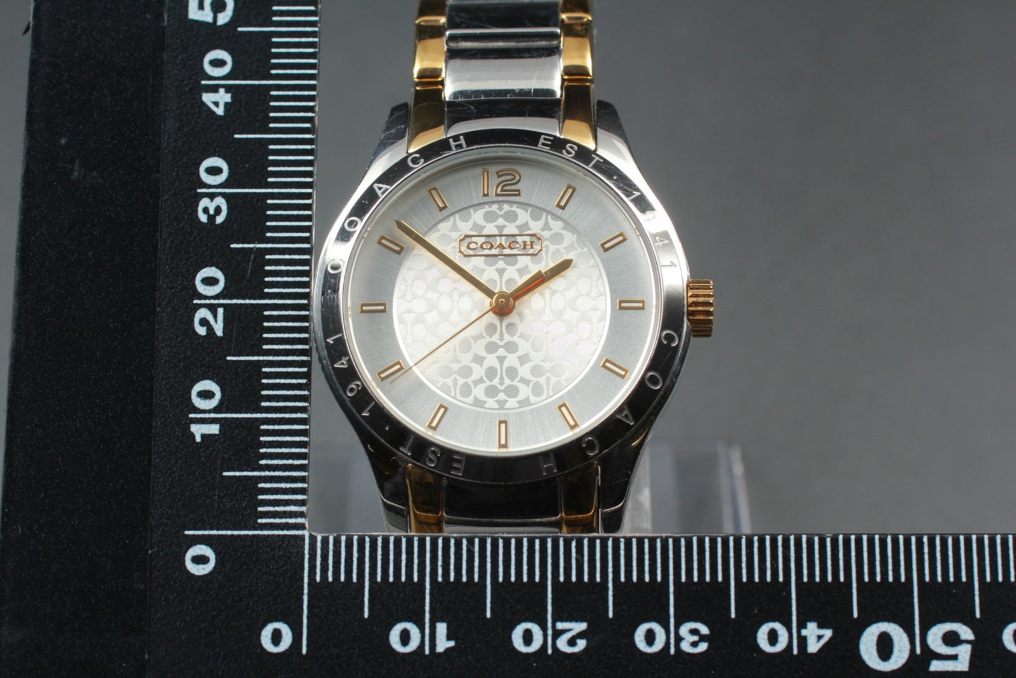 Vintage [N MINT]COACH CA.79.7.14.0839 Quartz	Ladies Watch From JAPAN
