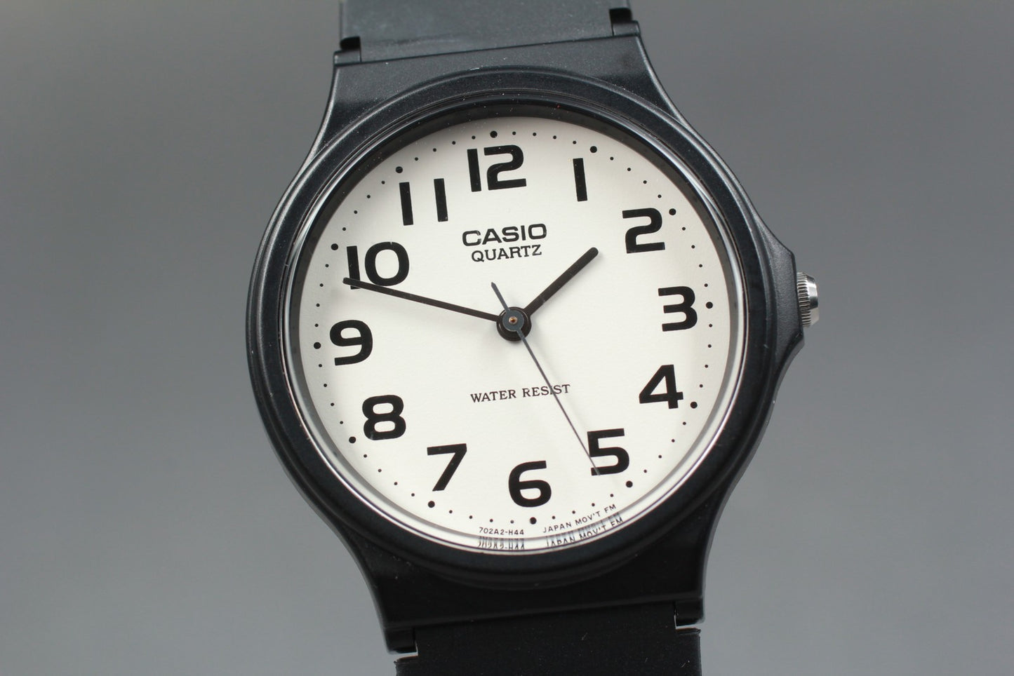[N MINT] CASIO MQ-24-7B2LLJH Round 35mm Quartz Men's Watch From JAPAN