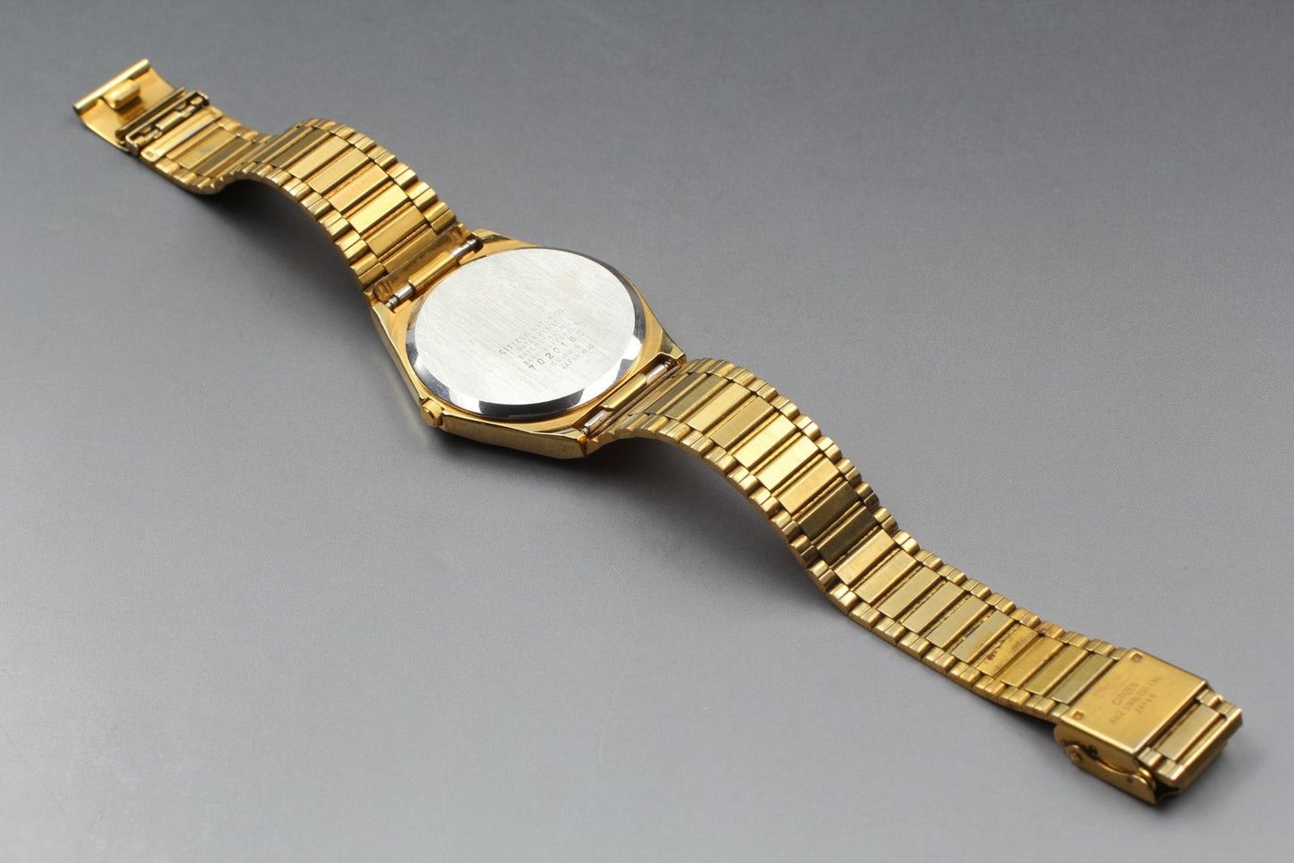 Vtg. [N MINT]CITIZEN 3800-451252 Gold Day/Date Bracelet Quartz Men's Watch JAPAN