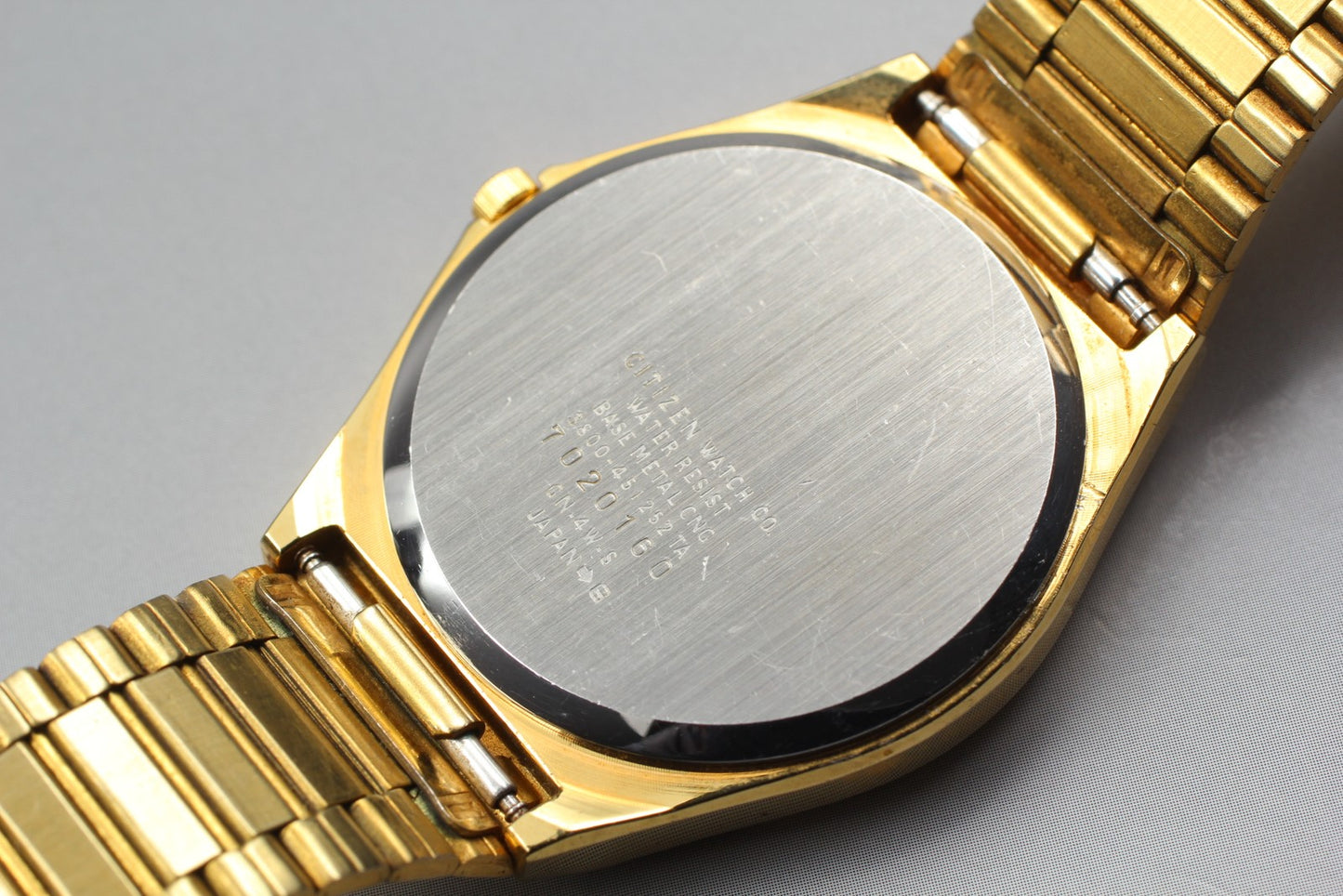Vtg. [N MINT]CITIZEN 3800-451252 Gold Day/Date Bracelet Quartz Men's Watch JAPAN