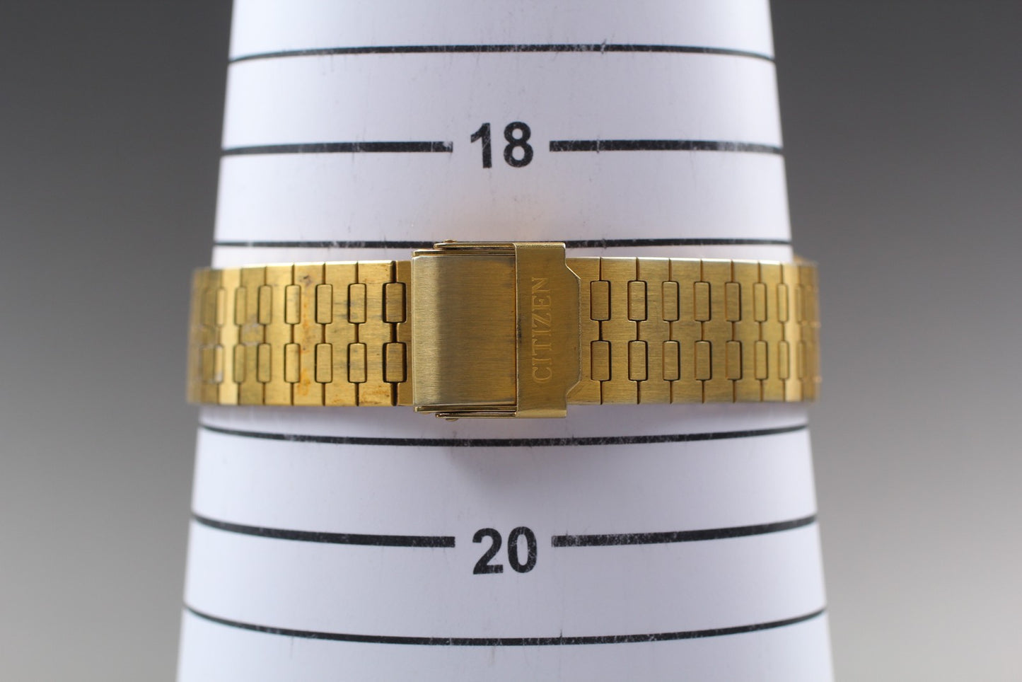 Vtg. [N MINT]CITIZEN 3800-451252 Gold Day/Date Bracelet Quartz Men's Watch JAPAN