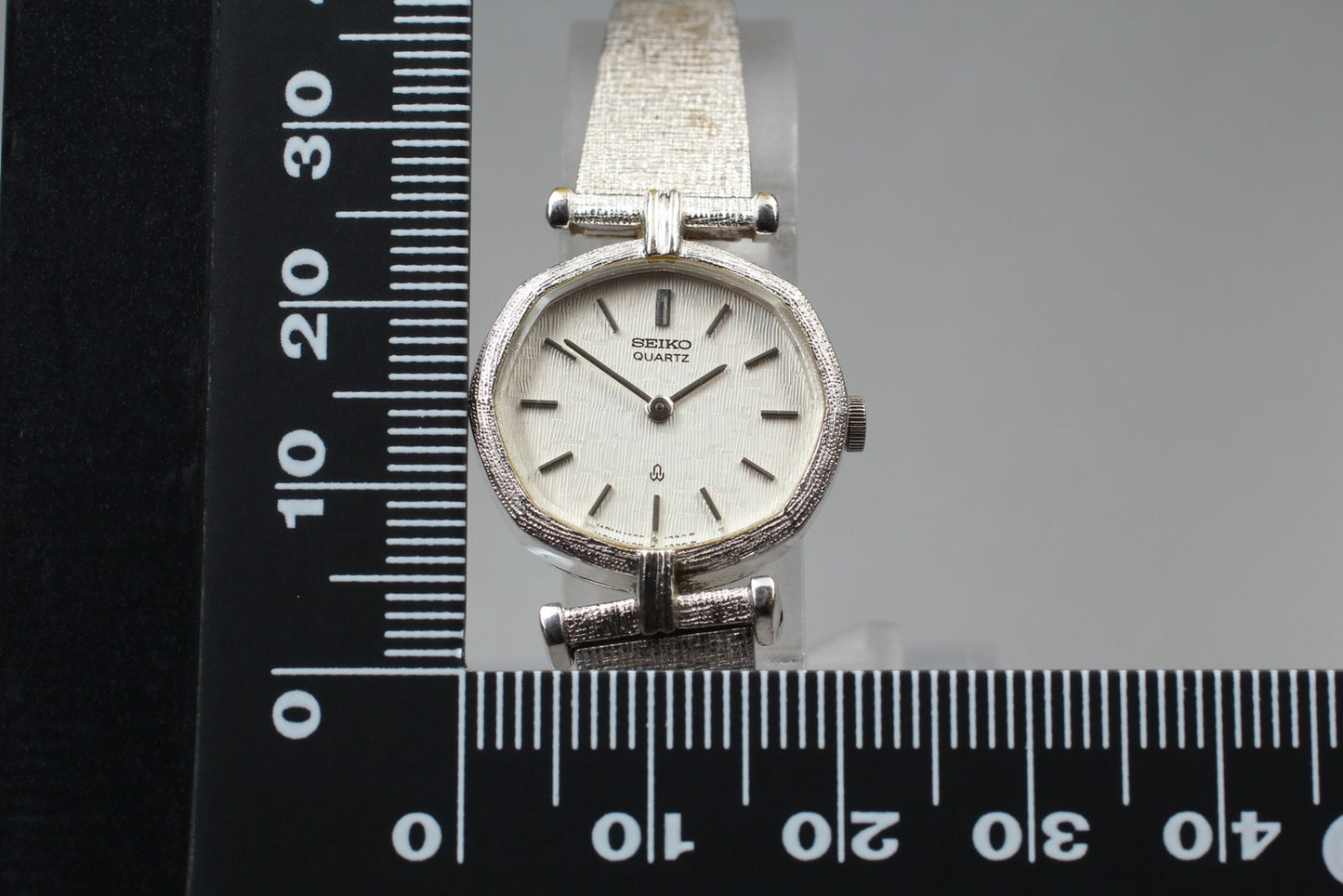 Vin.1989[N MINT] SEIKO 1400-5810 Octagon 17mm Bracelet Quartz Ladies Watch JAPAN
