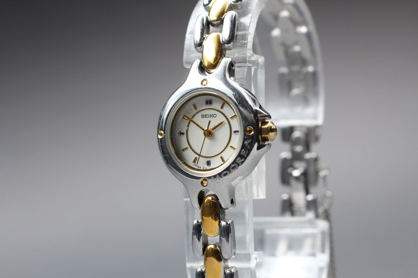 Vtg.1988 [N MINT] SEIKO MOOREA 1F21-0A50 Round 20mm Quartz Ladies Watch JAPAN