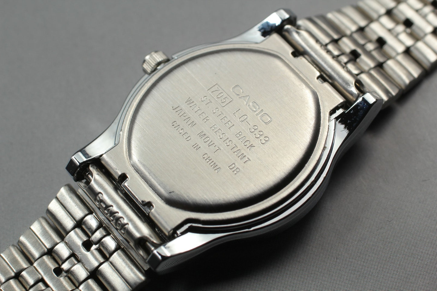 Vintage.[N MINT] CASIO LQ-333 Round 23mm White Quartz Ladies Watch From JAPAN