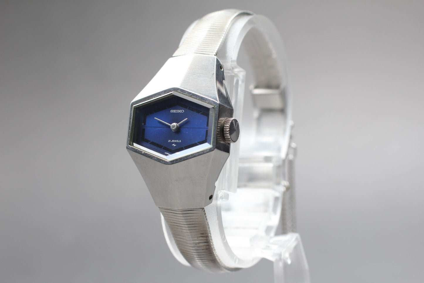 Vintage 1972 [Near MINT] Seiko 11-3570 Blue Hexagon 21J Manual Women Watch JAPAN