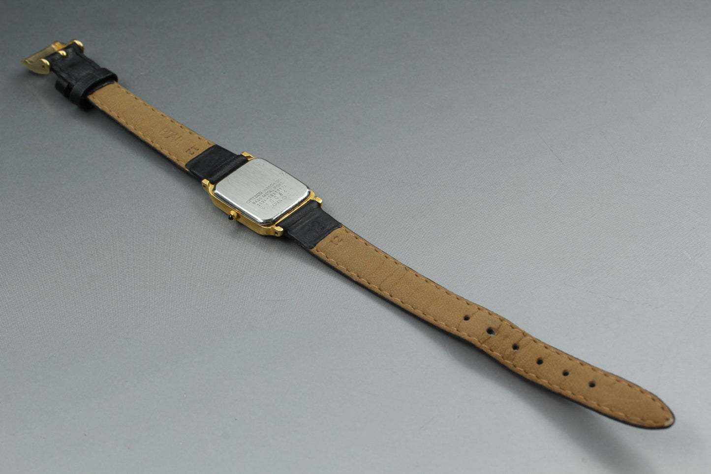 [Near MINT] Citizen Forma 2931-295277 Roman Tank Quartz Women's Watch From JAPAN