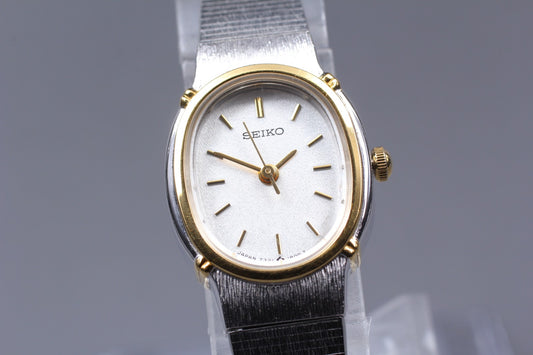 Vtg.1985 [N MINT / New Batt] SEIKO 7321-6100 Bracelet Quartz Ladies Watch JAPAN