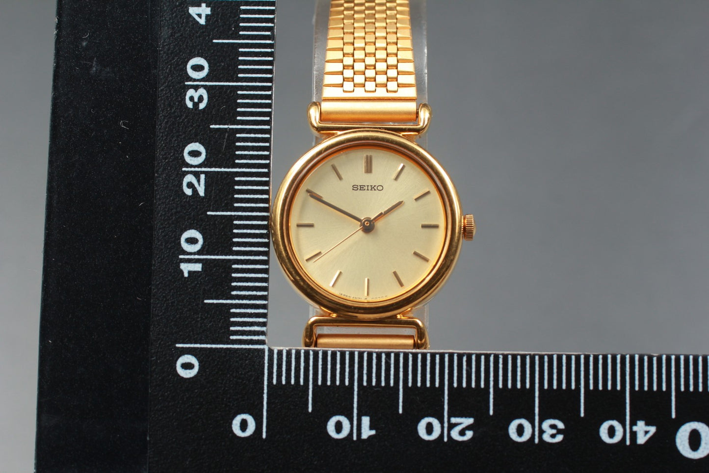 Vtg.1992 [N MINT] SEIKO 4N21-0052 22mm Bracelet Gold Quartz Ladies Watch JAPAN