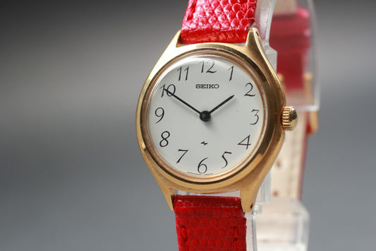 Vtg.1994 [N MINT] SEIKO 2220-0320  Round 26mm Pink Manual Ladies Watch JAPAN