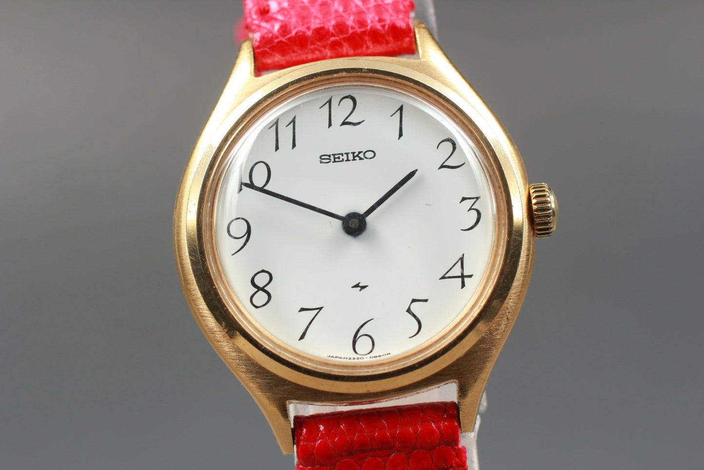 Vtg.1994 [N MINT] SEIKO 2220-0320  Round 26mm Pink Manual Ladies Watch JAPAN