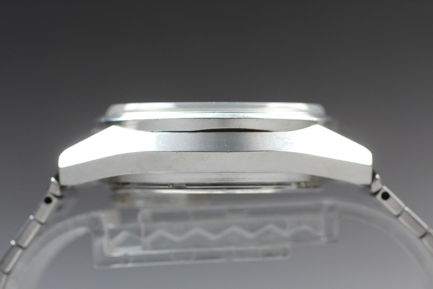 Vtg.1983 [N MINT]SEIKO 3802-7020 Day/Date 37mm Silver Quartz Men's Watch JAPAN