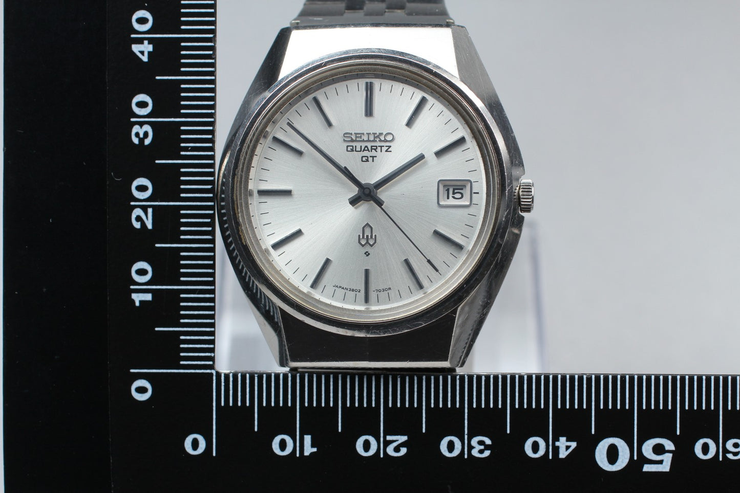 Vtg.1983 [N MINT]SEIKO 3802-7020 Day/Date 37mm Silver Quartz Men's Watch JAPAN