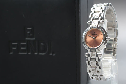Vin. [N MINT] FENDI 750L FF Pink Round 24mm Bracelet Quartz Ladies Watch JAPAN