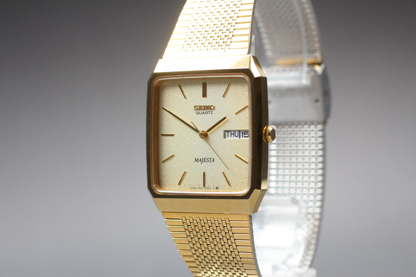 Vtg.1985[N MINT] SEIKO MAJESTA 9063-5020 Tank 29mm Gold Quartz Men's Watch JAPAN